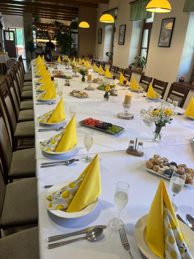 Hospudka Na Konci Sveta Hotel Novy Jicin Luaran gambar