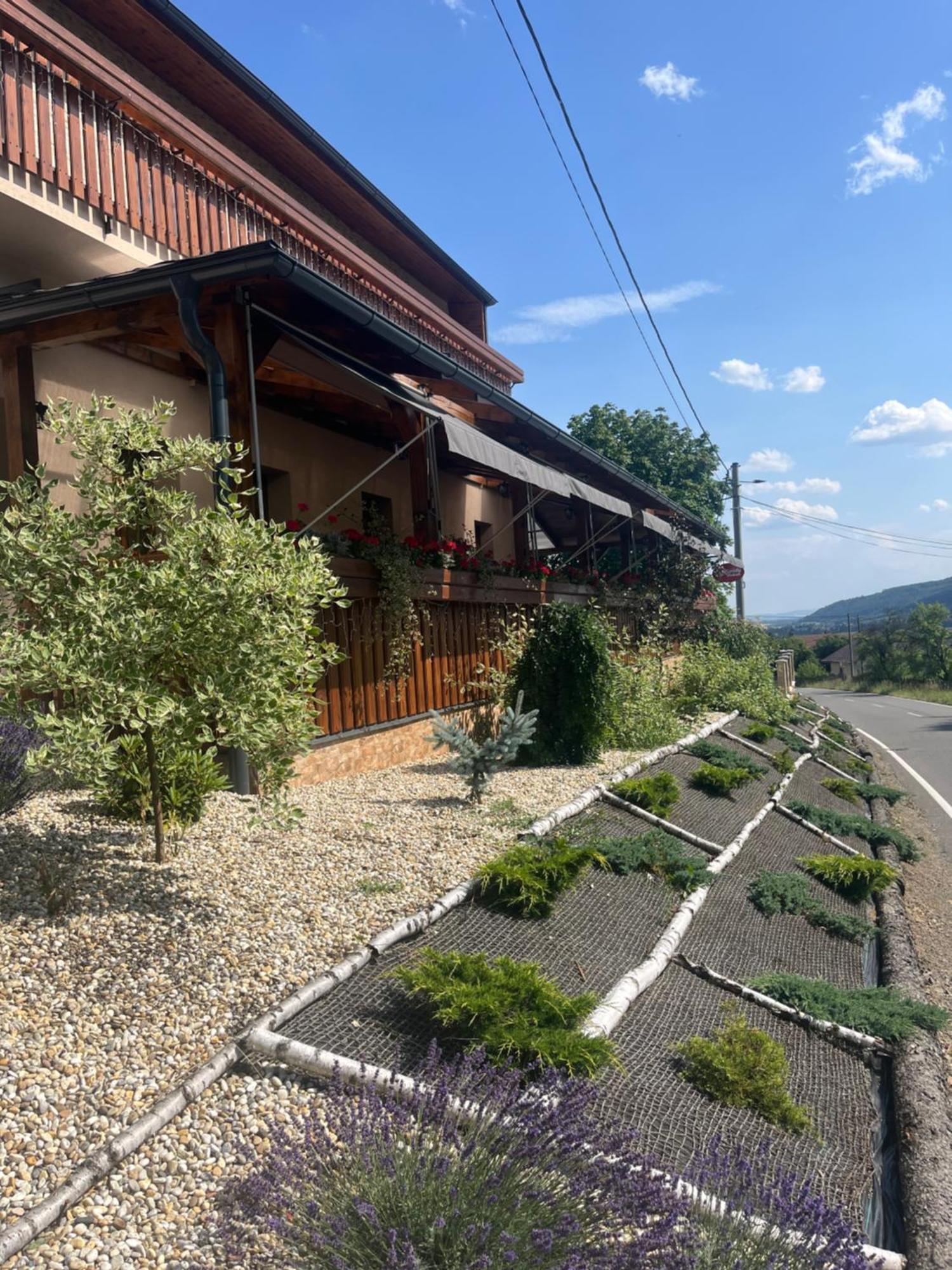Hospudka Na Konci Sveta Hotel Novy Jicin Luaran gambar